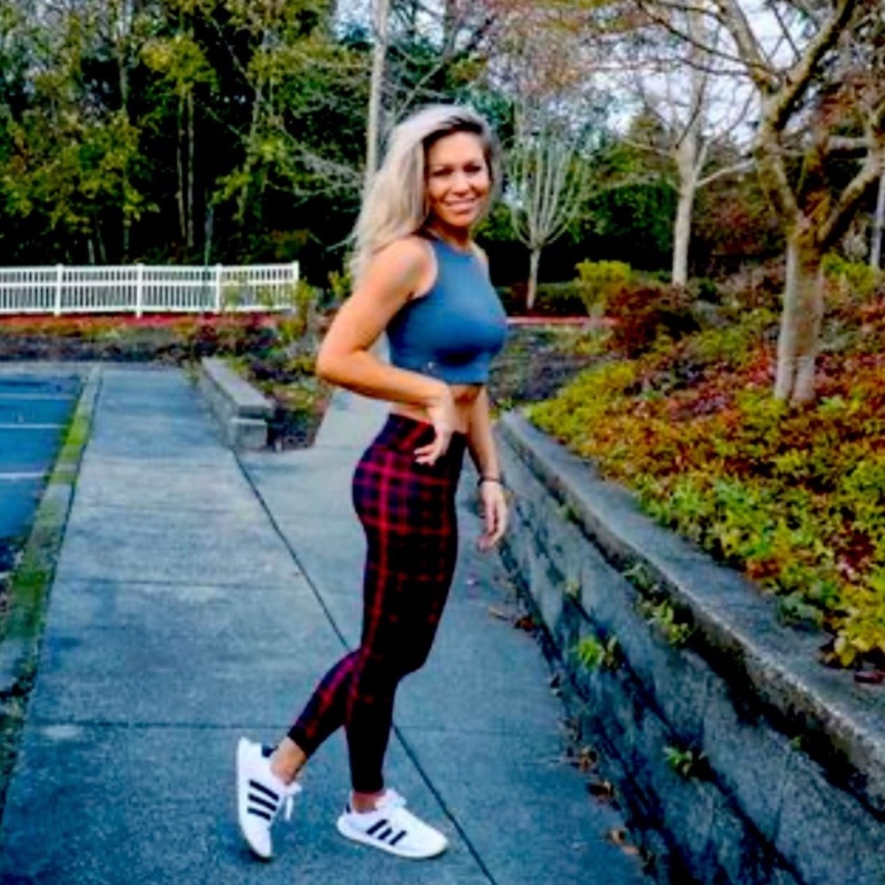 PHEEL plaid Legging size small. Tight and skinny fit